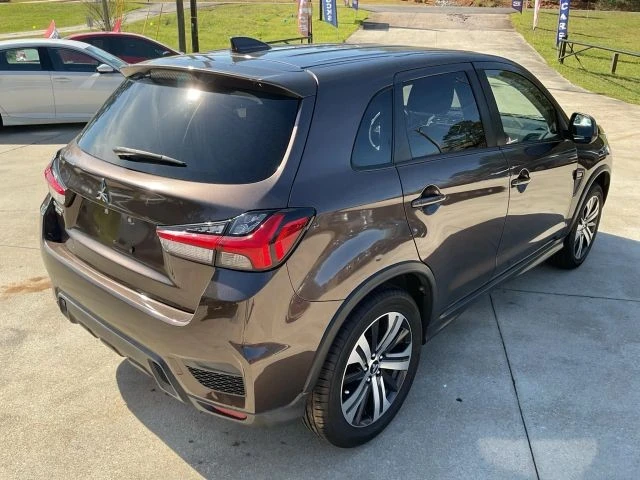 2020 Mitsubishi Outlander - Image 10 of 21