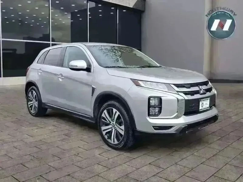 2020 Mitsubishi Outlander - Image 7 of 12