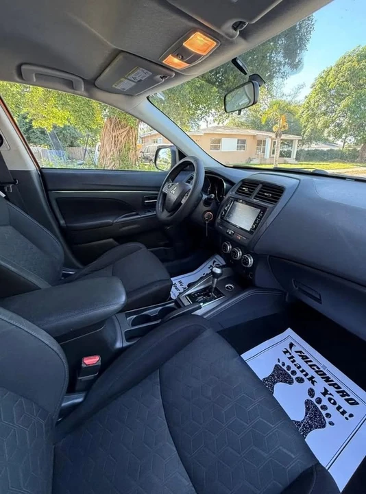 2020 Mitsubishi Outlander Sport - Image 10 of 18