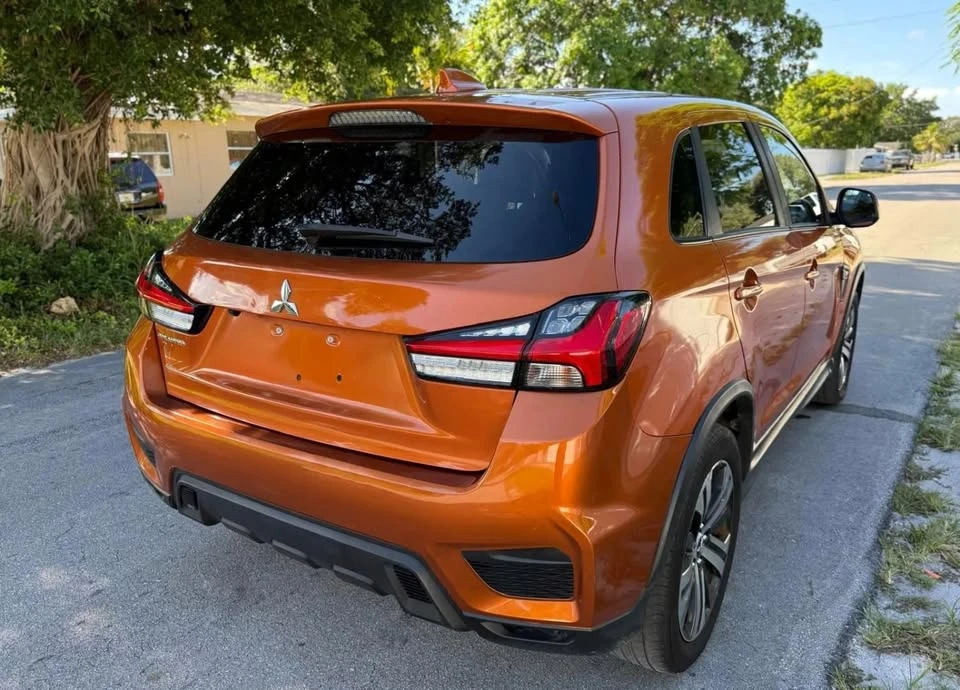 2020 Mitsubishi Outlander Sport - Image 2 of 18