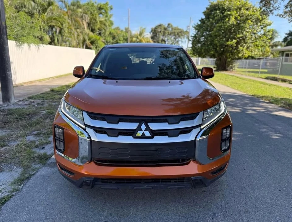 2020 Mitsubishi Outlander Sport - Image 15 of 18