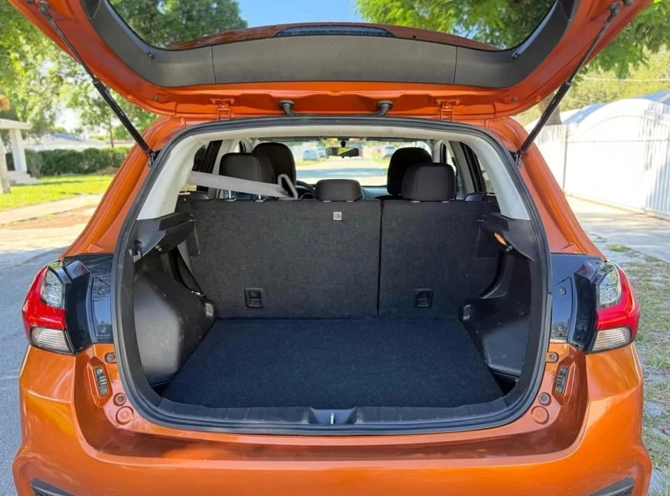 2020 Mitsubishi Outlander Sport - Image 5 of 18