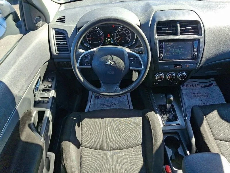 2020 Mitsubishi Outlander - Image 11 of 12