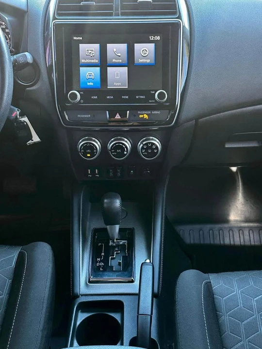 2020 Mitsubishi RVR - Image 15 of 17