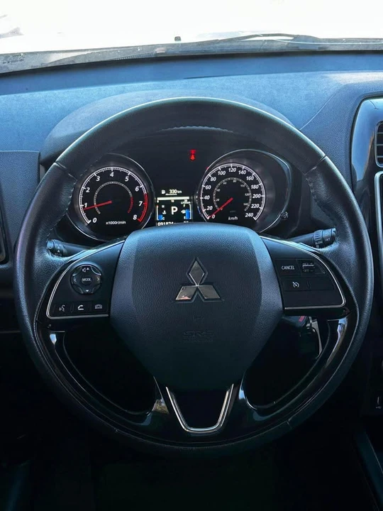 2020 Mitsubishi RVR - Image 13 of 17