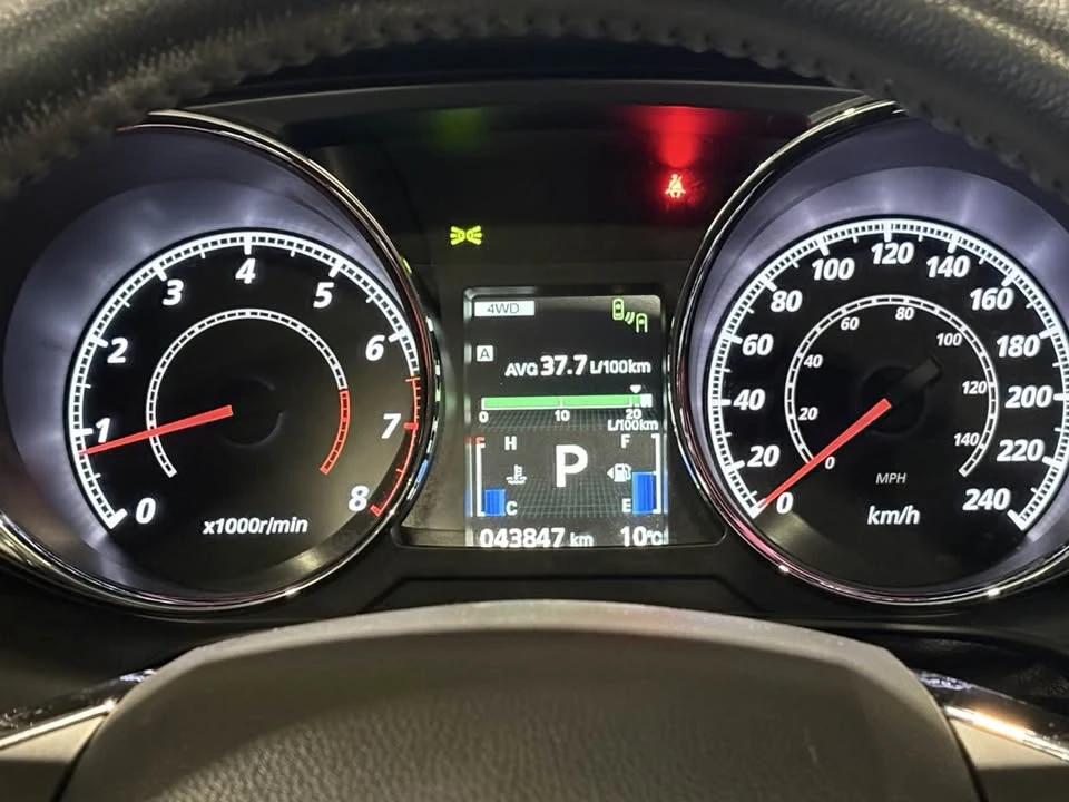 2020 Mitsubishi 3000GT - Image 8 of 9