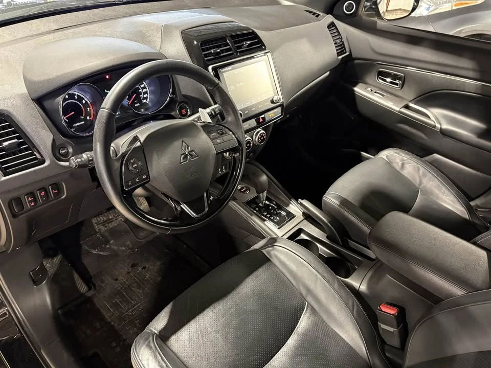 2020 Mitsubishi 3000GT - Image 6 of 9