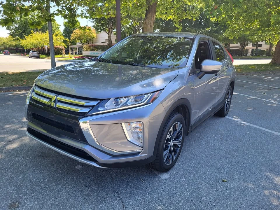 2020 Mitsubishi Eclipse Cross - Image 2 of 16