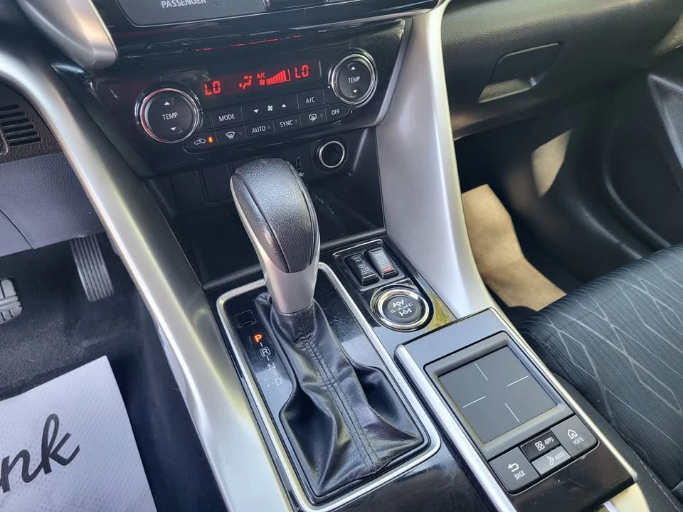 2020 Mitsubishi Eclipse Cross - Image 15 of 16