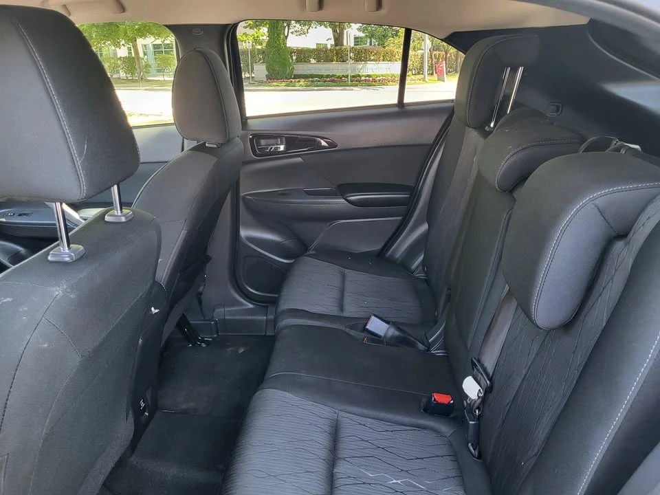 2020 Mitsubishi Eclipse Cross - Image 10 of 16