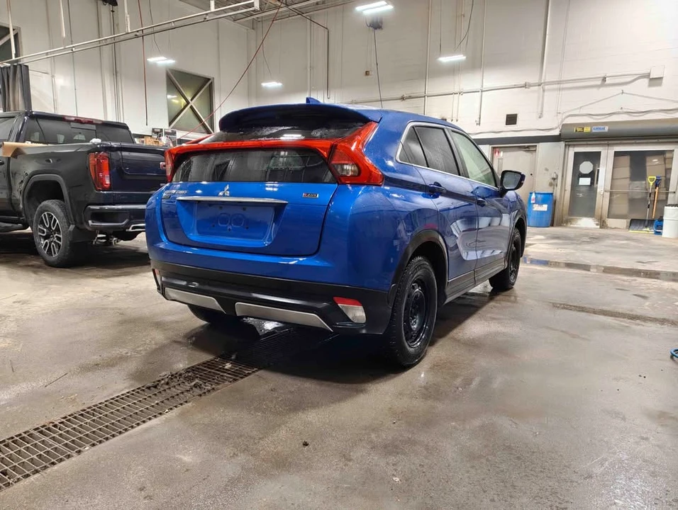2020 Mitsubishi Eclipse Cross - Image 4 of 6