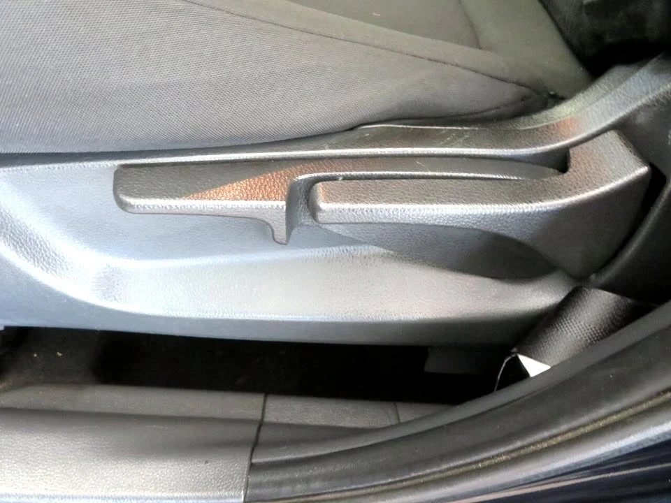 2020 Mitsubishi Eclipse Cross - Image 16 of 20