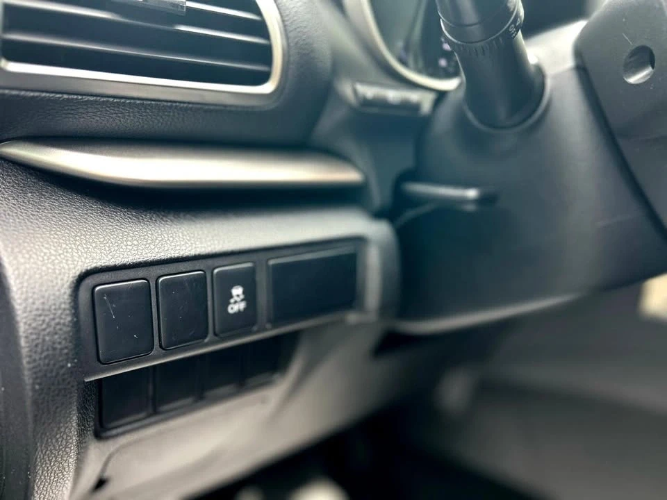 2020 Mitsubishi Eclipse Cross - Image 19 of 19