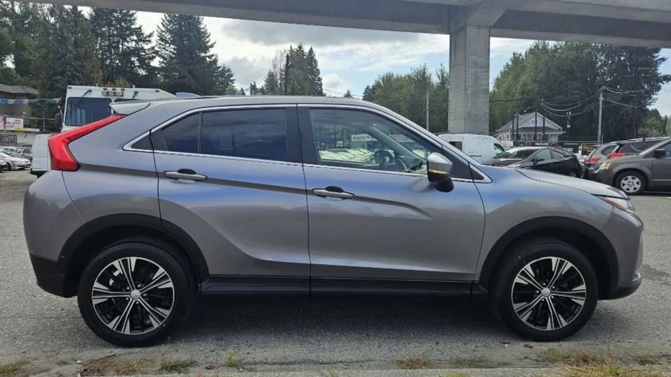 2020 Mitsubishi Eclipse Cross - Image 4 of 15