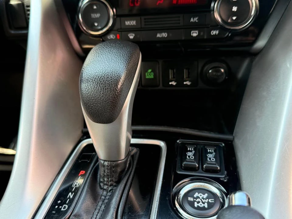 2020 Mitsubishi Eclipse Cross - Image 13 of 15