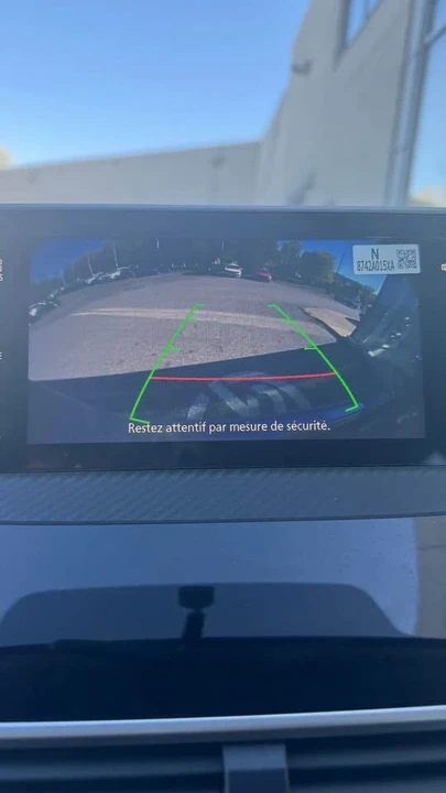 2020 Mitsubishi Eclipse Cross - Image 13 of 16