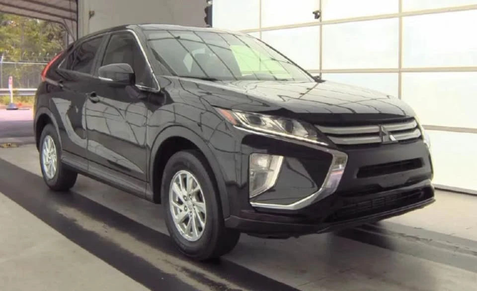 2020 Mitsubishi Eclipse Cross - Image 3 of 7