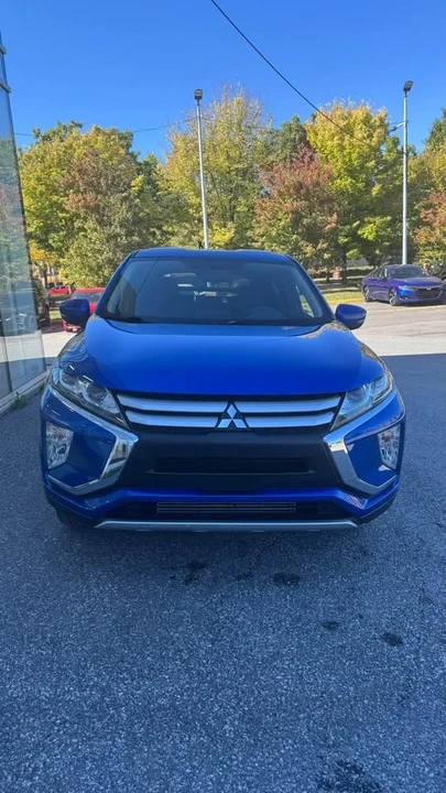 2020 Mitsubishi Eclipse Cross - Image 2 of 16