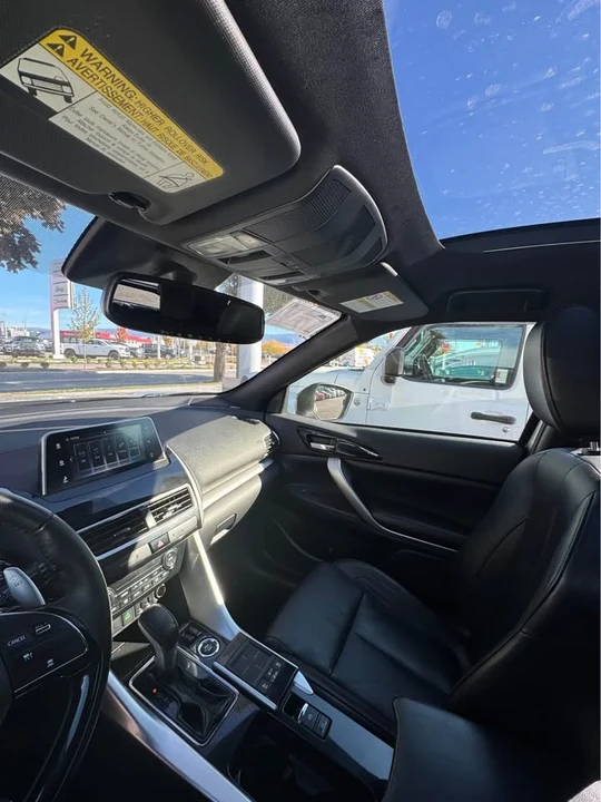 2020 Mitsubishi Eclipse Cross - Image 16 of 19