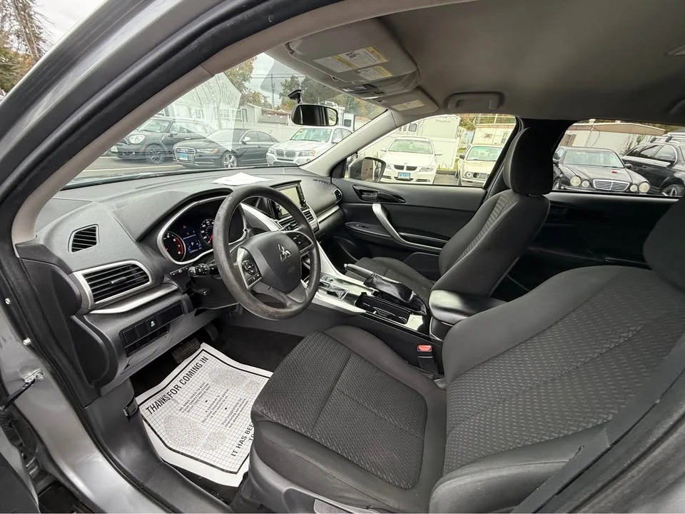 2020 Mitsubishi Eclipse Cross - Image 11 of 20