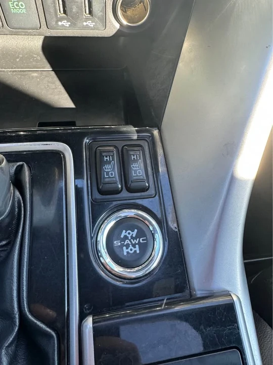 2020 Mitsubishi Eclipse Cross - Image 17 of 19