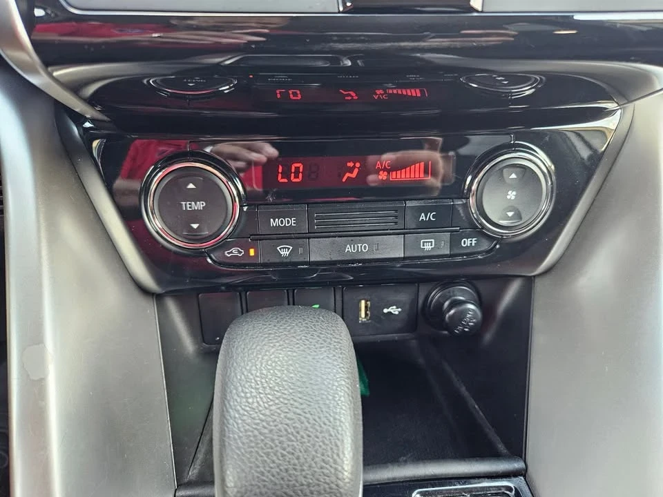2020 Mitsubishi Eclipse Cross - Image 12 of 19