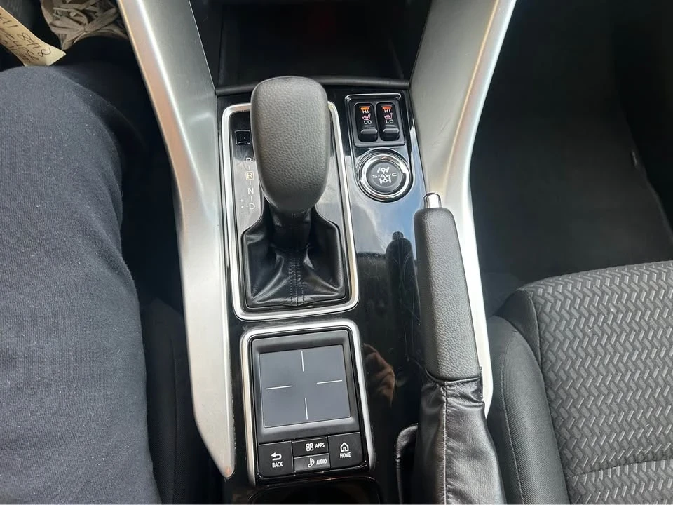 2020 Mitsubishi Eclipse Cross - Image 17 of 20