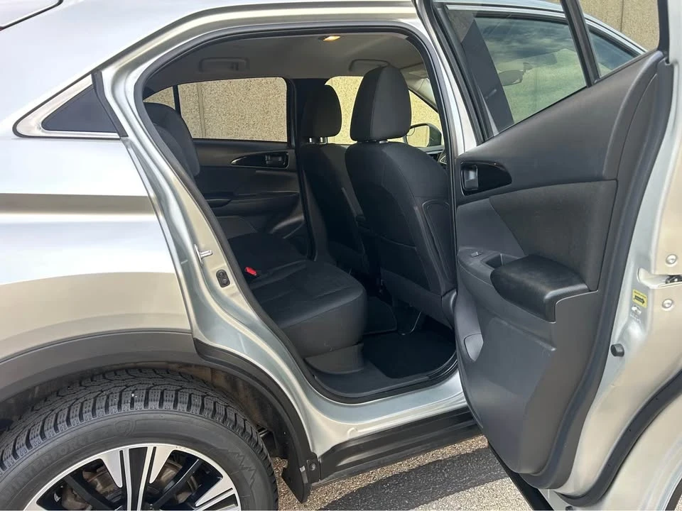 2020 Mitsubishi Eclipse Cross - Image 12 of 20