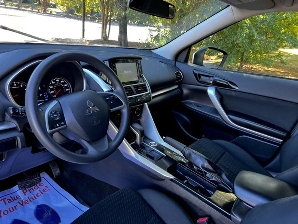 2020 Mitsubishi Eclipse Cross - Image 17 of 20