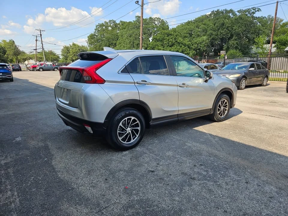2020 Mitsubishi Eclipse Cross - Image 5 of 19