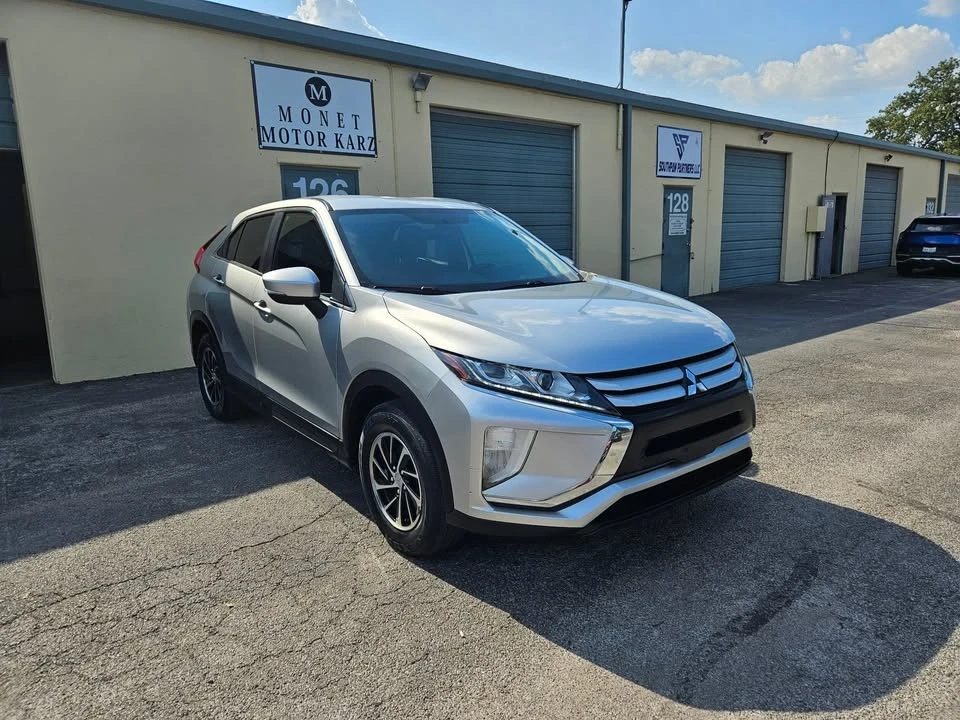 2020 Mitsubishi Eclipse Cross - Image 2 of 19