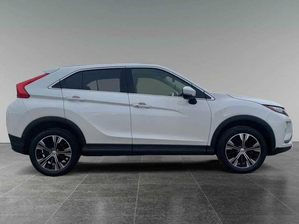 2020 Mitsubishi Eclipse Cross - Image 7 of 15