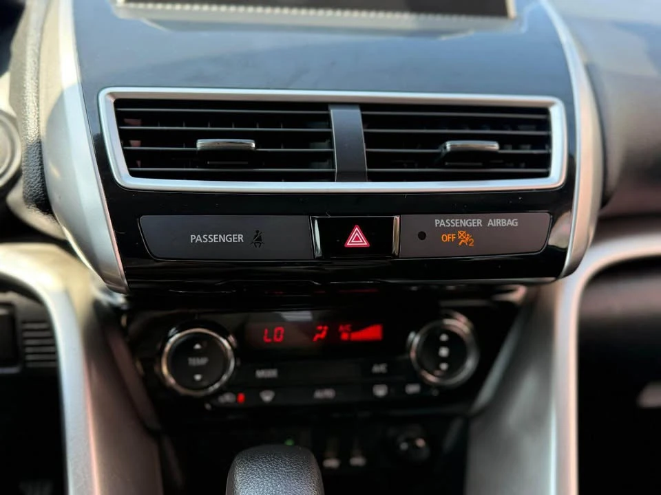 2020 Mitsubishi Eclipse Cross - Image 13 of 16