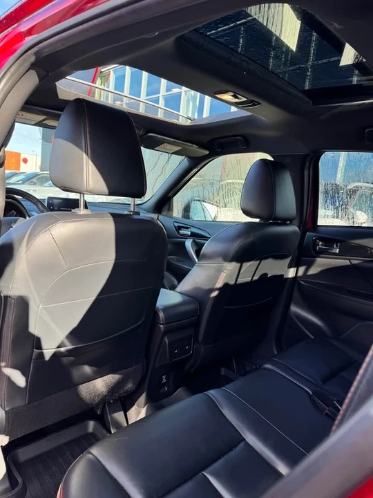2020 Mitsubishi Eclipse Cross - Image 8 of 14