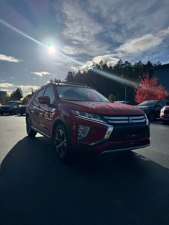 2020 Mitsubishi Eclipse Cross - Image 2 of 14