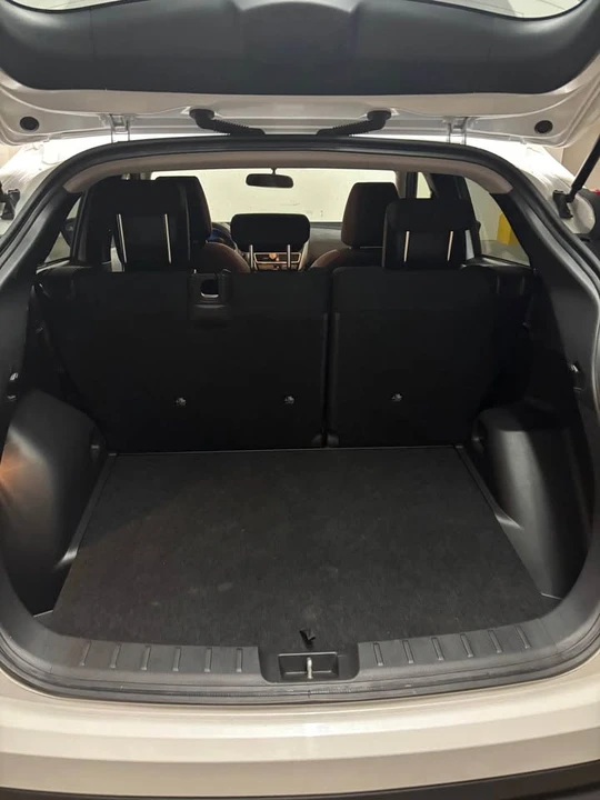 2020 Mitsubishi Eclipse Cross - Image 2 of 7