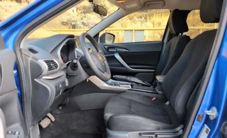 2020 Mitsubishi Eclipse Cross - Image 6 of 12
