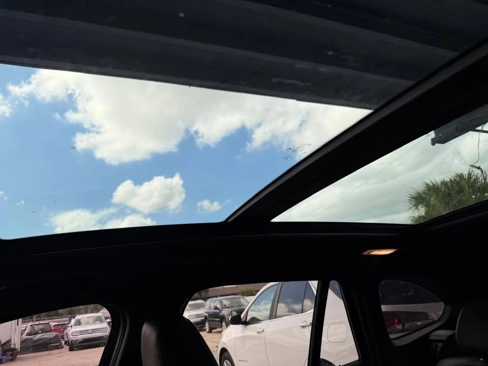 2020 Mitsubishi Eclipse Cross - Image 10 of 19