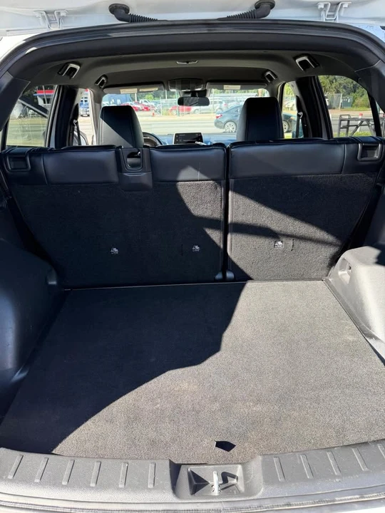 2020 Mitsubishi Eclipse Cross - Image 17 of 19