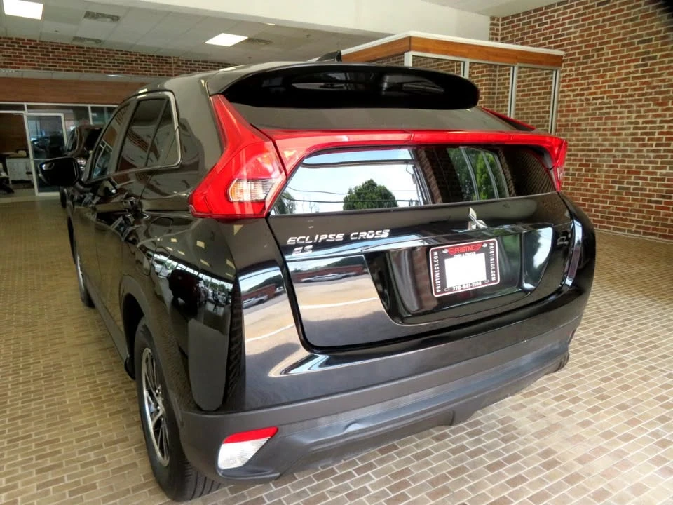 2020 Mitsubishi Eclipse Cross - Image 4 of 17