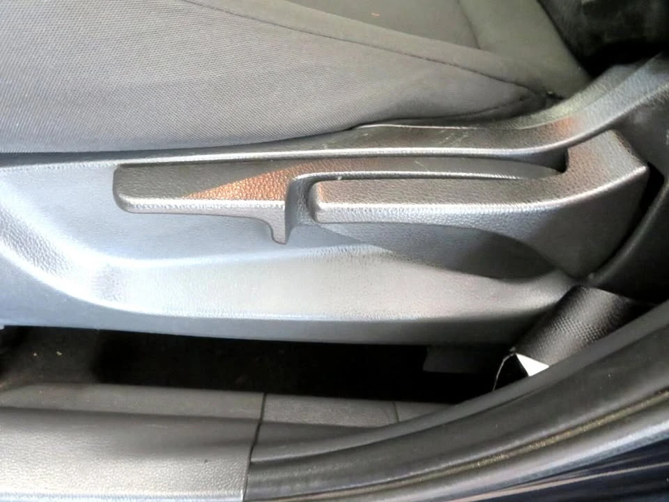 2020 Mitsubishi Eclipse Cross - Image 13 of 17