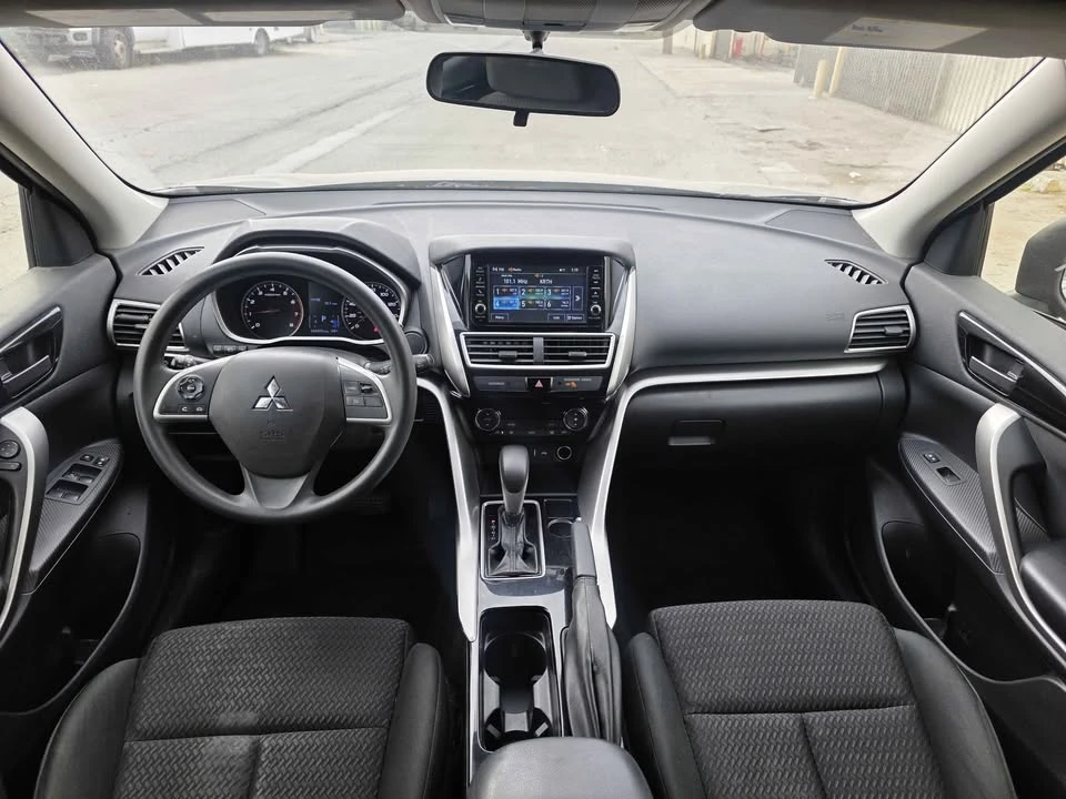 2020 Mitsubishi Eclipse Cross - Image 7 of 11