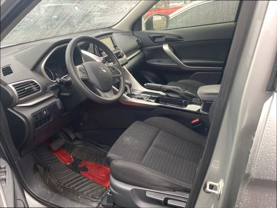 2020 Mitsubishi Eclipse Cross - Image 8 of 10