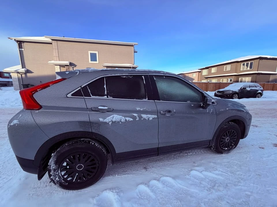 2020 Mitsubishi Eclipse Cross - Image 4 of 13