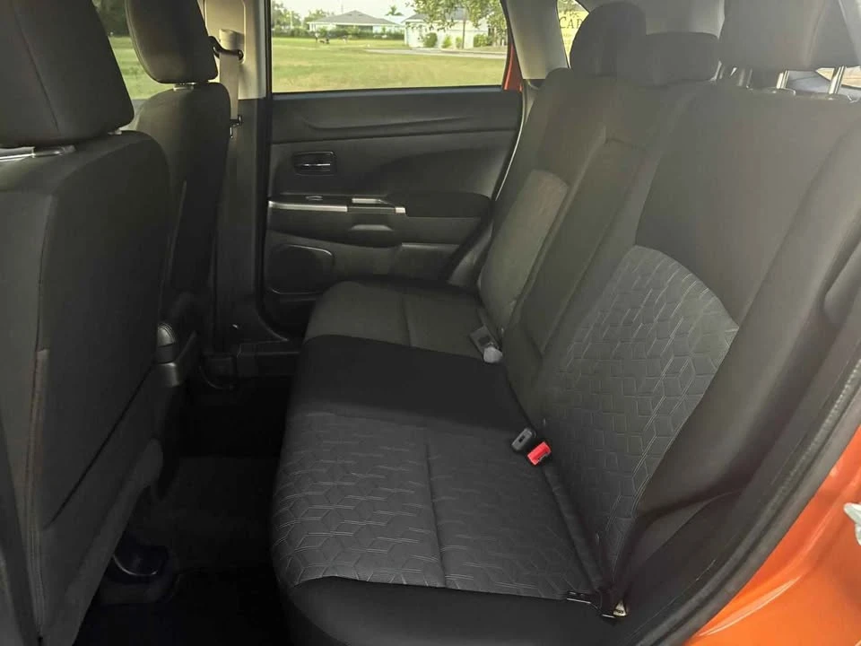 2020 Mitsubishi Eclipse Cross - Image 11 of 12