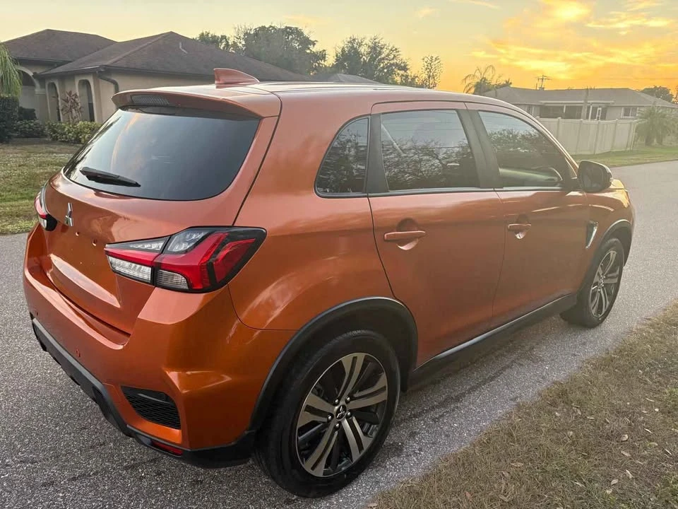 2020 Mitsubishi Eclipse Cross - Image 8 of 12