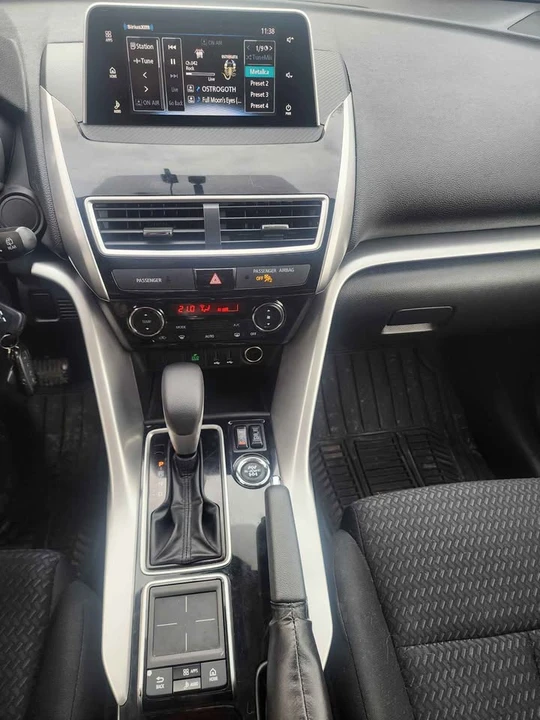 2020 Mitsubishi Eclipse Cross - Image 10 of 11