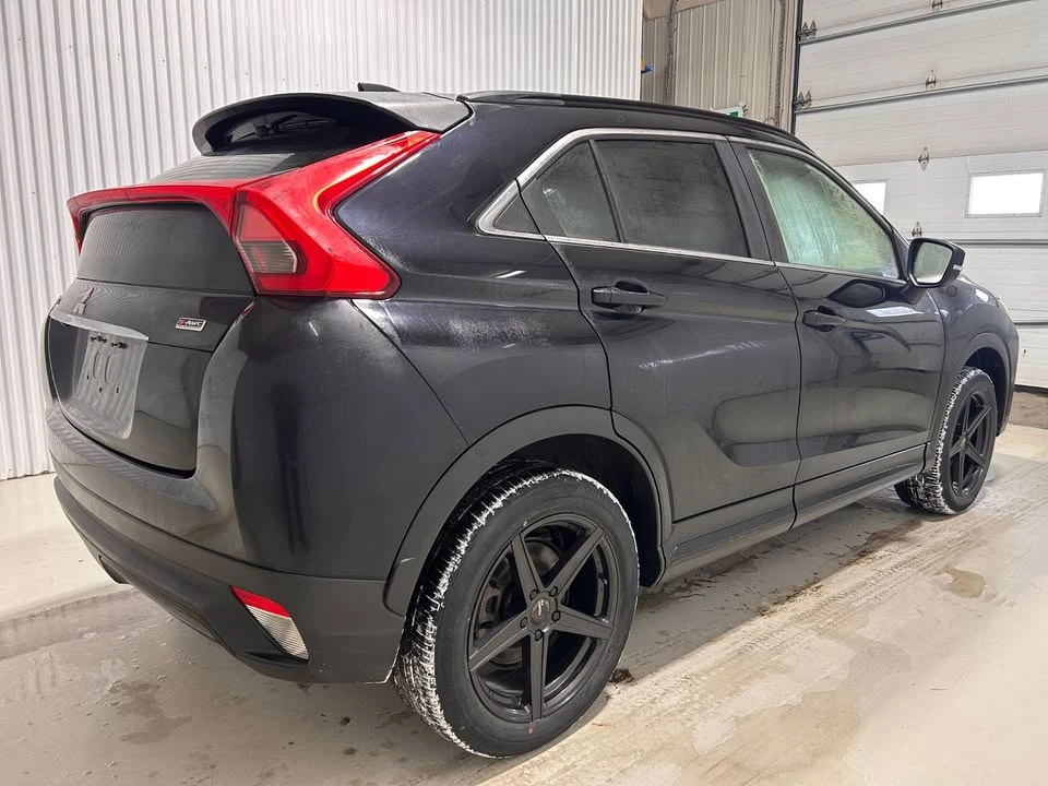 2020 Mitsubishi Eclipse Cross - Image 5 of 19
