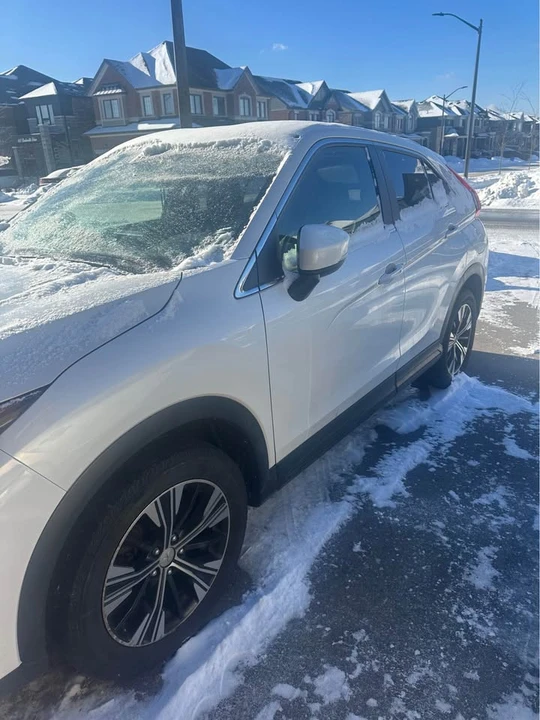 2020 Mitsubishi Eclipse Cross - Image 2 of 16