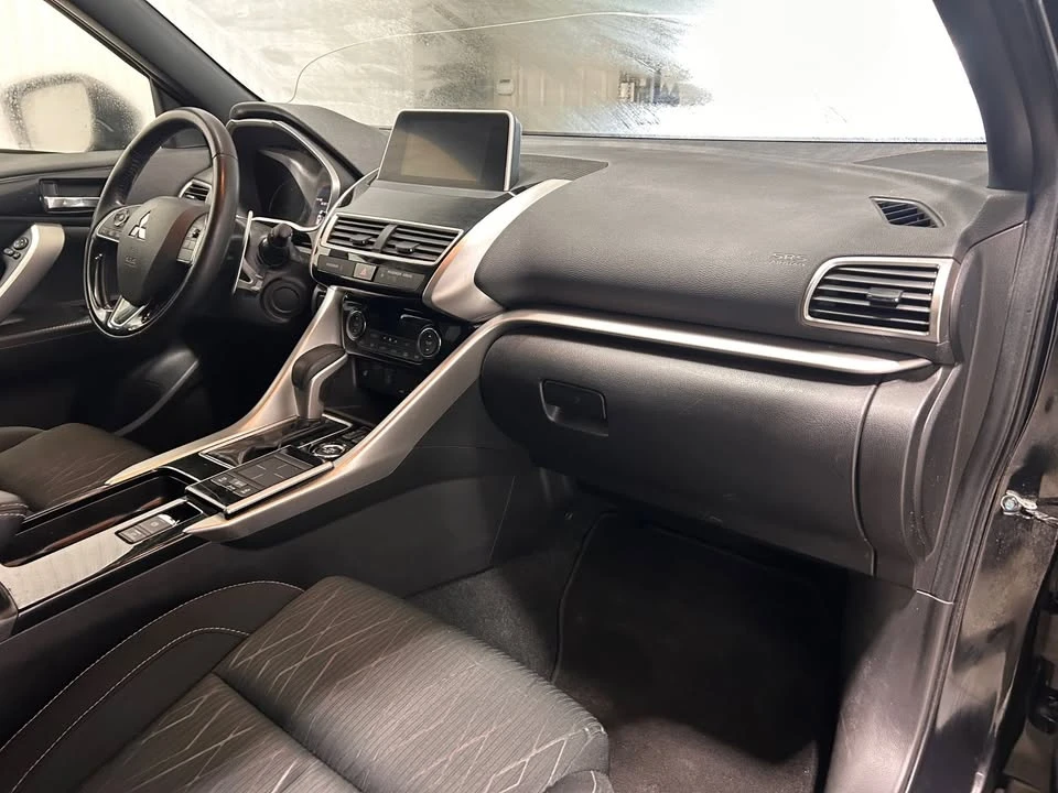 2020 Mitsubishi Eclipse Cross - Image 19 of 19